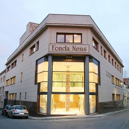 Hotel Fonda Neus Sant Sadurní dʼAnoia Εξωτερικό φωτογραφία