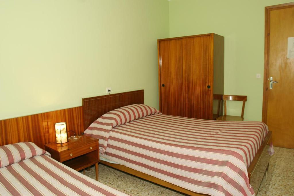 Hotel Fonda Neus Sant Sadurní dʼAnoia Εξωτερικό φωτογραφία