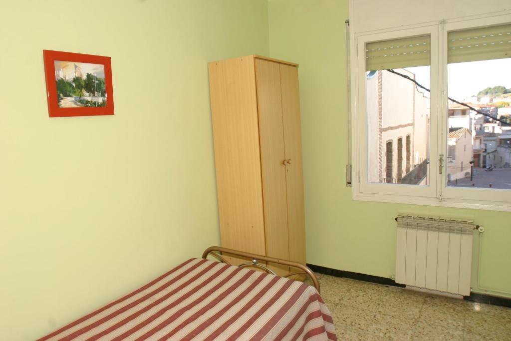 Hotel Fonda Neus Sant Sadurní dʼAnoia Εξωτερικό φωτογραφία